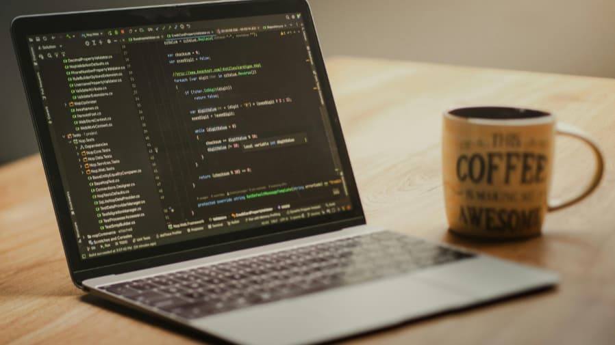 Next.js vs React: Which One Should You Choose?